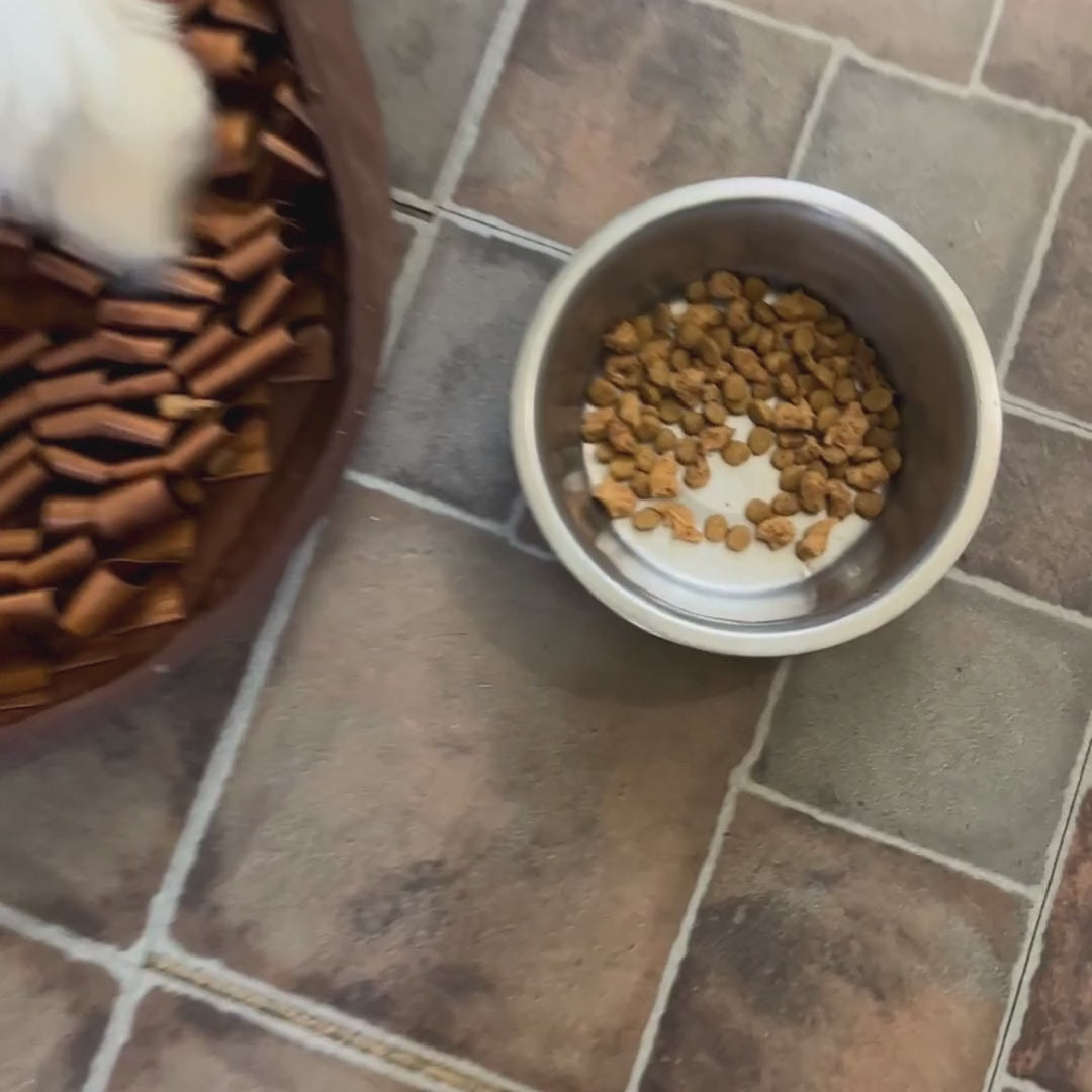 Load video: Stimulating Feeder Mat For Dog